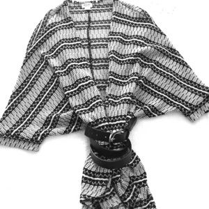 Black and white Mossimo cover up